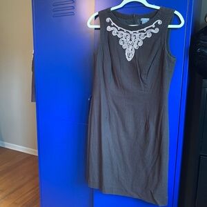 Ann Taylor embellished Linen dress. Women’s size 8P
